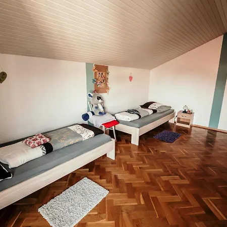 Hauner Apartment *